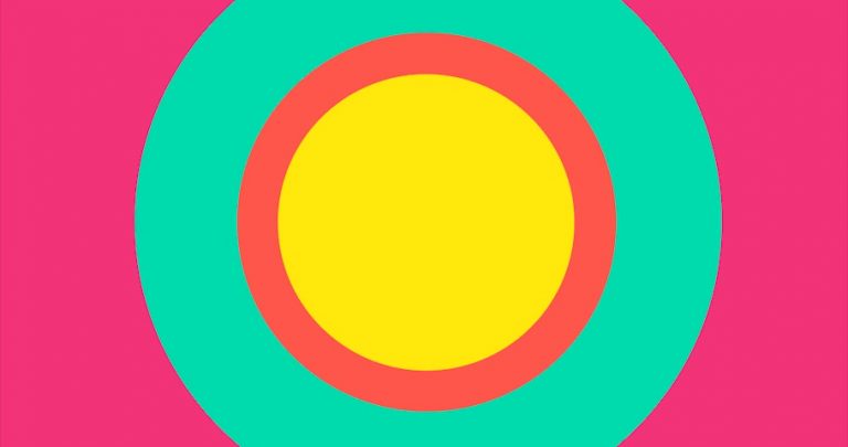 4K Circles From Middle Flat Transition