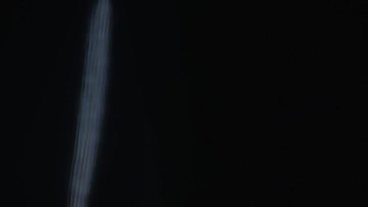 Illuminate Light Leaks Transition Overlay 60fps